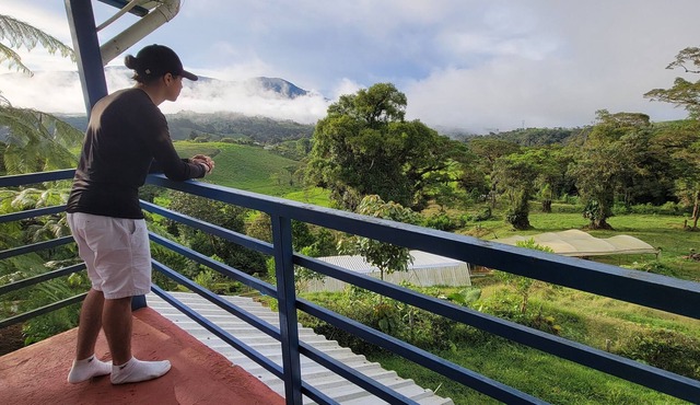 Poás Volcano Panoramic Jungle Home in Heredia