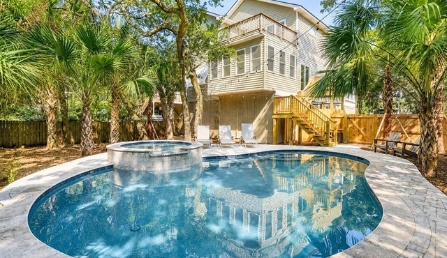 Prickly Pear | Private Pool & Seasonal Spa | 2 Blocks to Beach and Walk to Center Street | Sleeps 12 in Folly Beach