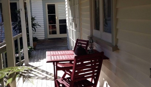 Private and Peaceful Kingfisher Paradise Cottage in Tapu