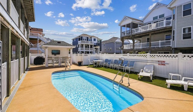Private heated Pool, Elevator, HotTub, Pets, Pool Table in Corolla