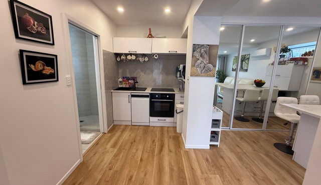Private paradise 10 min walk from Mission Bay