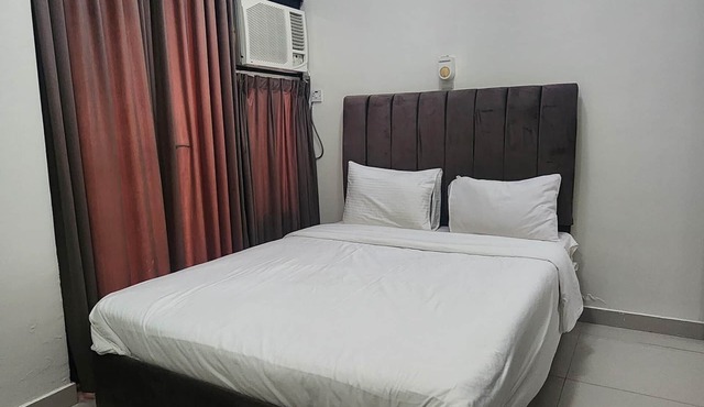 Qurum Beach Hotel