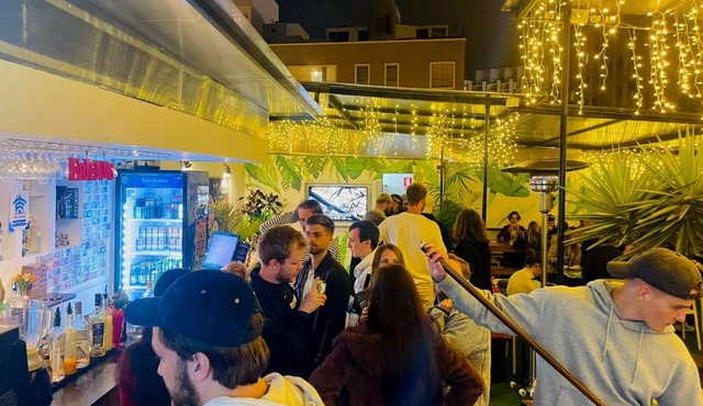 Rainbow Hostel in Lima