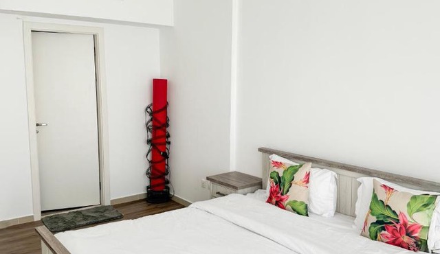 Relaxing 2-Bedroom Stay by the Sea Pacific Al Marjan