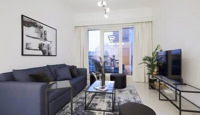 Renovated Apt WFast WiFi Near Dubai Airport