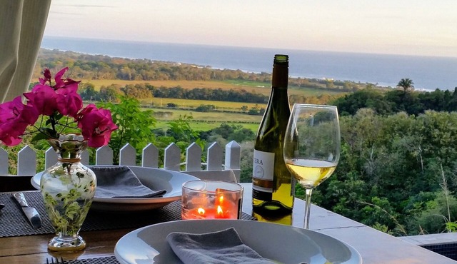 Romantic Private Hermosa Beach Villa & Pool, 4 min to Beach Amazing Ocean Views! in Playa Hermosa