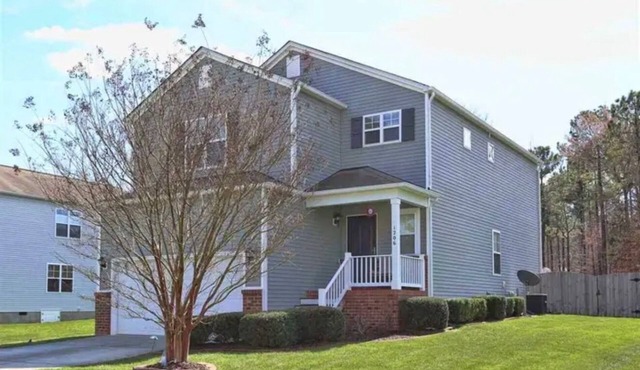 ROOMS Furnished 2 Queen RoomsSpacious CreedmoorHome Deck,Backyard Community Pool in Creedmoor