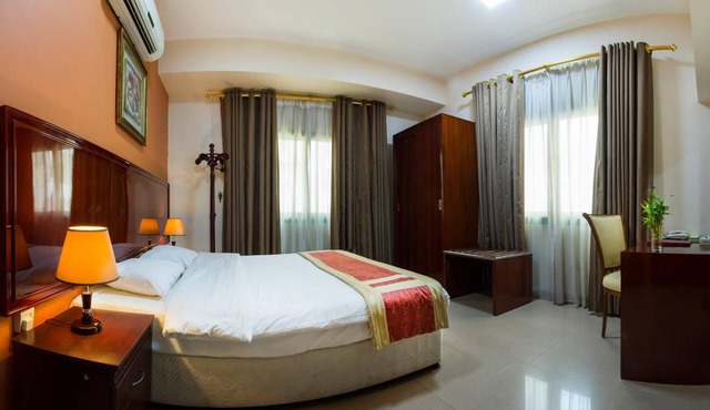Safeer Plaza Hotel