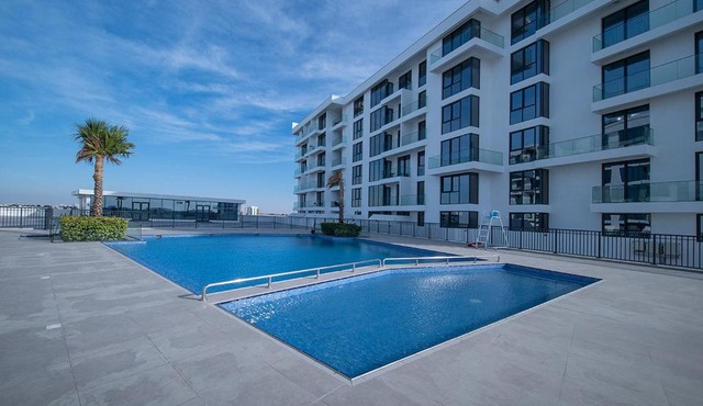 Seaview Studio with Balcony In Blue Bay Walk