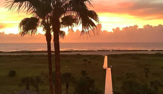 See Beautiful Sunsets Over The Gulf From Your Private Balcony in Clearwater
