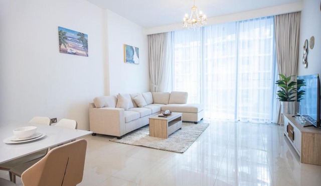 Serene Chic 1BR in Bay Residences Central 1