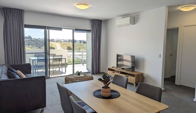 Serenity at Stromlo modern apartment @Wright in Wright