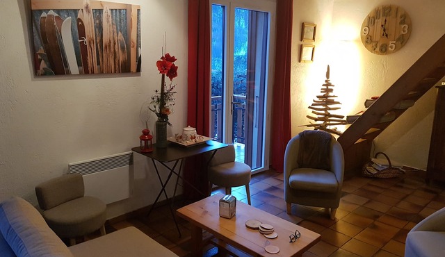SERRE CHEVALIER 1350: CHALET NEAR THE SLOPES, 100 M2 in Saint-Chaffrey