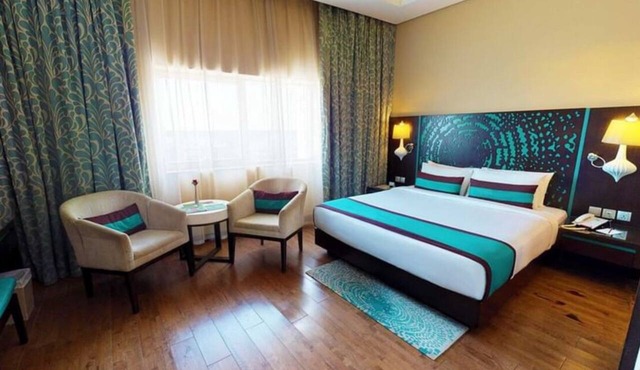 Sig Al Barsha | Deluxe Room | Sheikh Zayed Rd, On-site Nightclubs, Salon