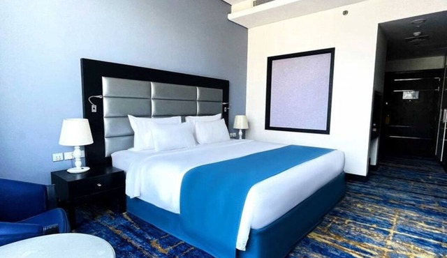 Sig1 Barsha | Classic Room | 4-Star Base, Gym, Rooftop Pool | 2 Units