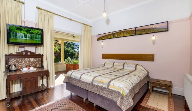 Silvermere in Wentworth Falls