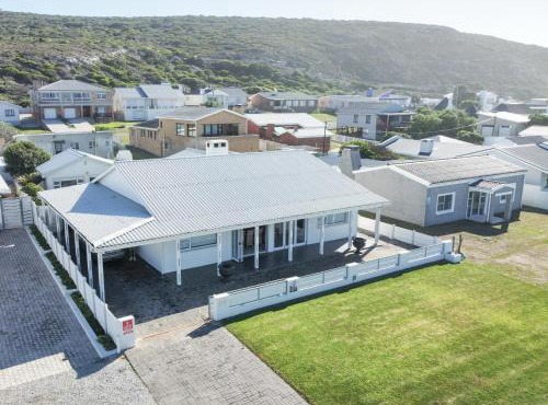 Simplicity 2 in Agulhas