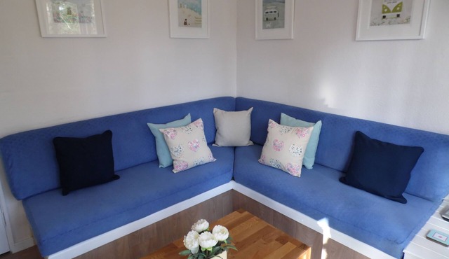 Smashing Seaside Bungalow Wifi, Heated Indoor Pool Bar & Facilities near St Ives in Saint Ives