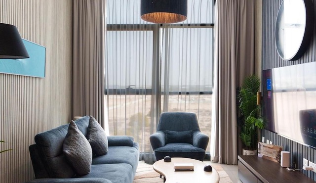 Soft Stone Suite 1BR Designer Stay CB2-7-RA1-508-1br