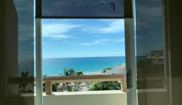 Solymar Cancun Condo in Cancún
