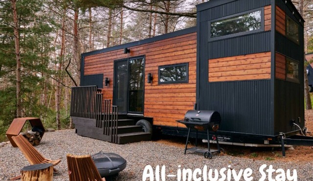 Sowilo Pine House. All-inclusive food and drinks. in Cambridge