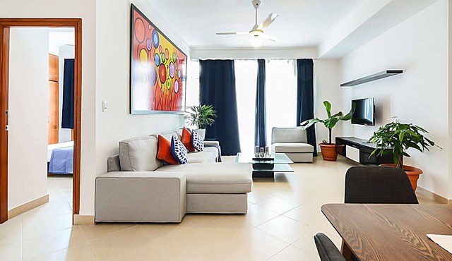 Spacious 2 Bedroom Apt @Prime-Location, Colonial Zone (OldTown) in Santo Domingo