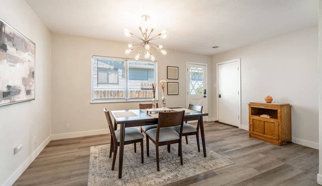 Spacious Pet-friendly Retreat 4BR Grill 5 Beds in Reno