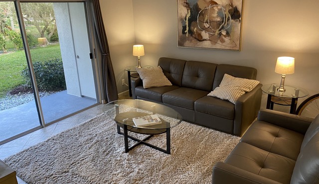 St. Pete Beach Bahia 155 Vista Verde East - Super Clean! - 2/2 Condo Sleeps 6