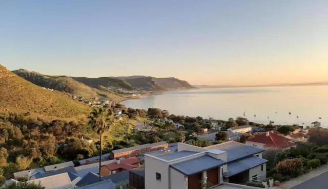 Stonebrook Apartments in Simonʼs Town