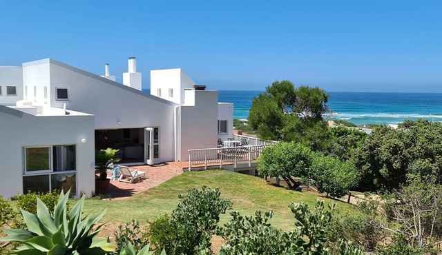 stone’s throw from the beach with spectacular sea views. in Groot Brakrivier