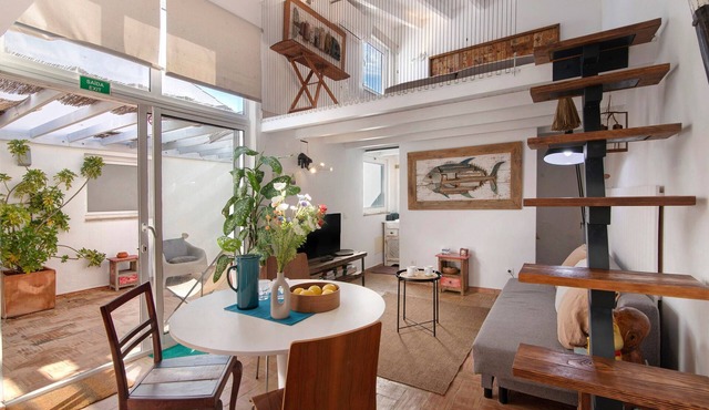 Studio Apartment 'Casa Do Limoeiro' with Shared Garden, Wi-Fi and Air Conditioning in Cacela Velha