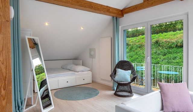 Studio Apartment 'Engelsloft' with Balcony and Wi-Fi in Endingen am Kaiserstuhl