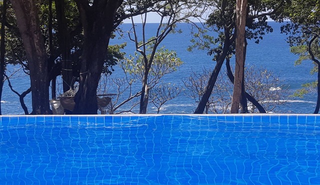 Stunning Oceanfront Villa with Breathtaking Views in Puerto Carrillo