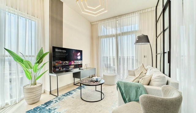 Stylish 2BR Apartment Steps from Dubai Hills Mall