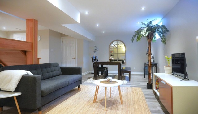 Stylish Lower Level Guest Suite in Family Home in Mississauga