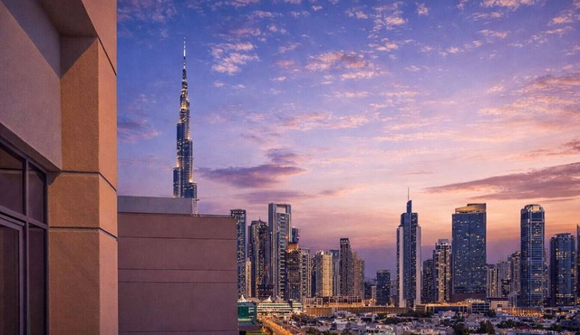 Sunset Burj Views| Premium 1BR in City Walk Hub
