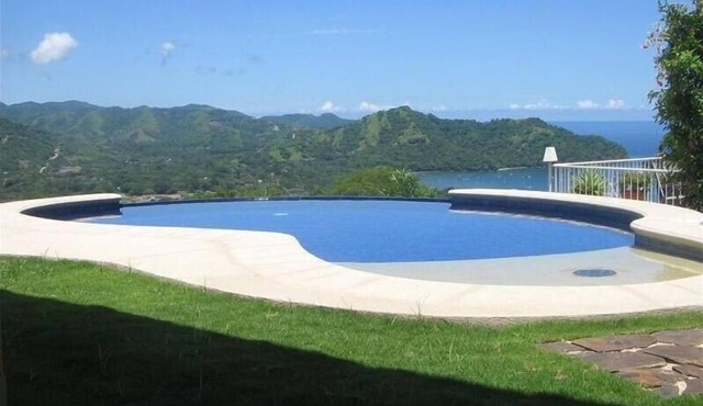 Sunset House - Private with Views - Super Low Summer Rates - Early check-in