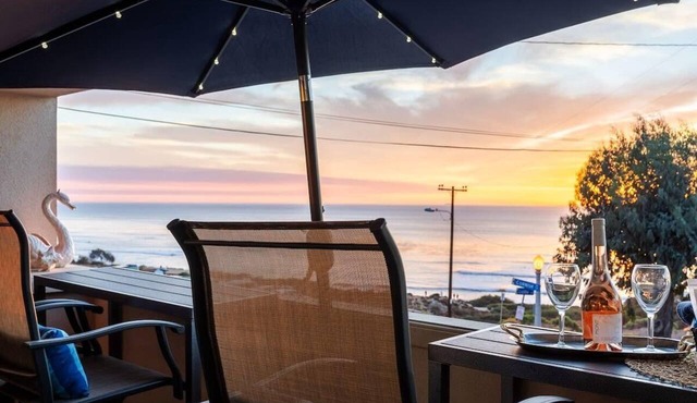 Sunset Serenity On The Cliffs | Balcony| Oceanview in San Diego