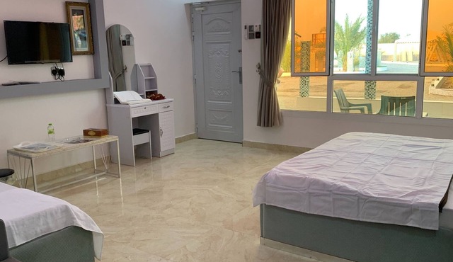 Super OYO 150 Reef Al Khaleej Resort