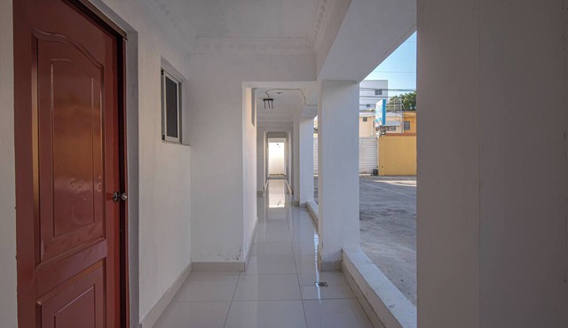 Superior Studio Free Wi-fi Centrally Located Corales Del Sur 15 Km From Airport in Santo Domingo Este