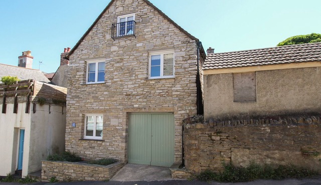 SWANAGE DRIFTWOOD, pet friendly in Swanage in SWANAGE