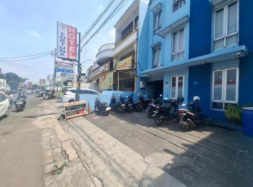 Tamastu Hotel Fortuna Jatiwaringin in Pangkalan