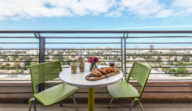 Tel Aviv Uni Balcony Studio E703