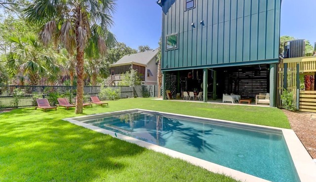 The Fish! Most Unique High-End Luxury Rental w/Private Pool On Folly Beach! in Charleston