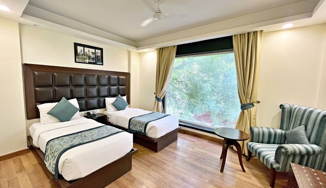 The Grand Orion - Kailash Colony