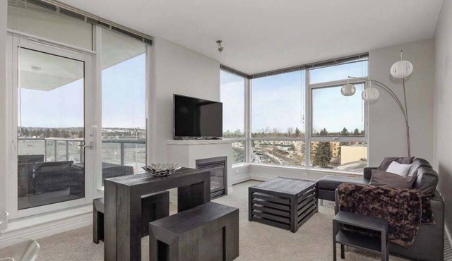 The Spruce | Monthly Discounts! | Indoor Pool | in Calgary