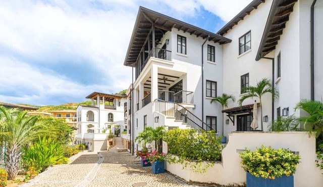 This luxury home features a private pool and stunning ocean views in Catalinas
