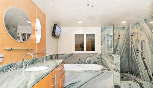Three Bedroom Oceanfront Condominium with Panoramic Views in Santa Monica