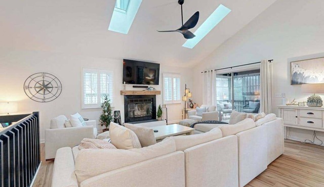 Town of South Bethany house w/patio, balcony, grill, near the ocean in Bethany Beach
