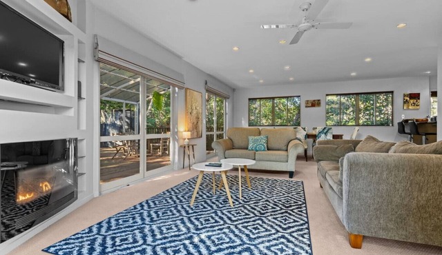 Tranquil Family Retreat close to St Heliers Beach